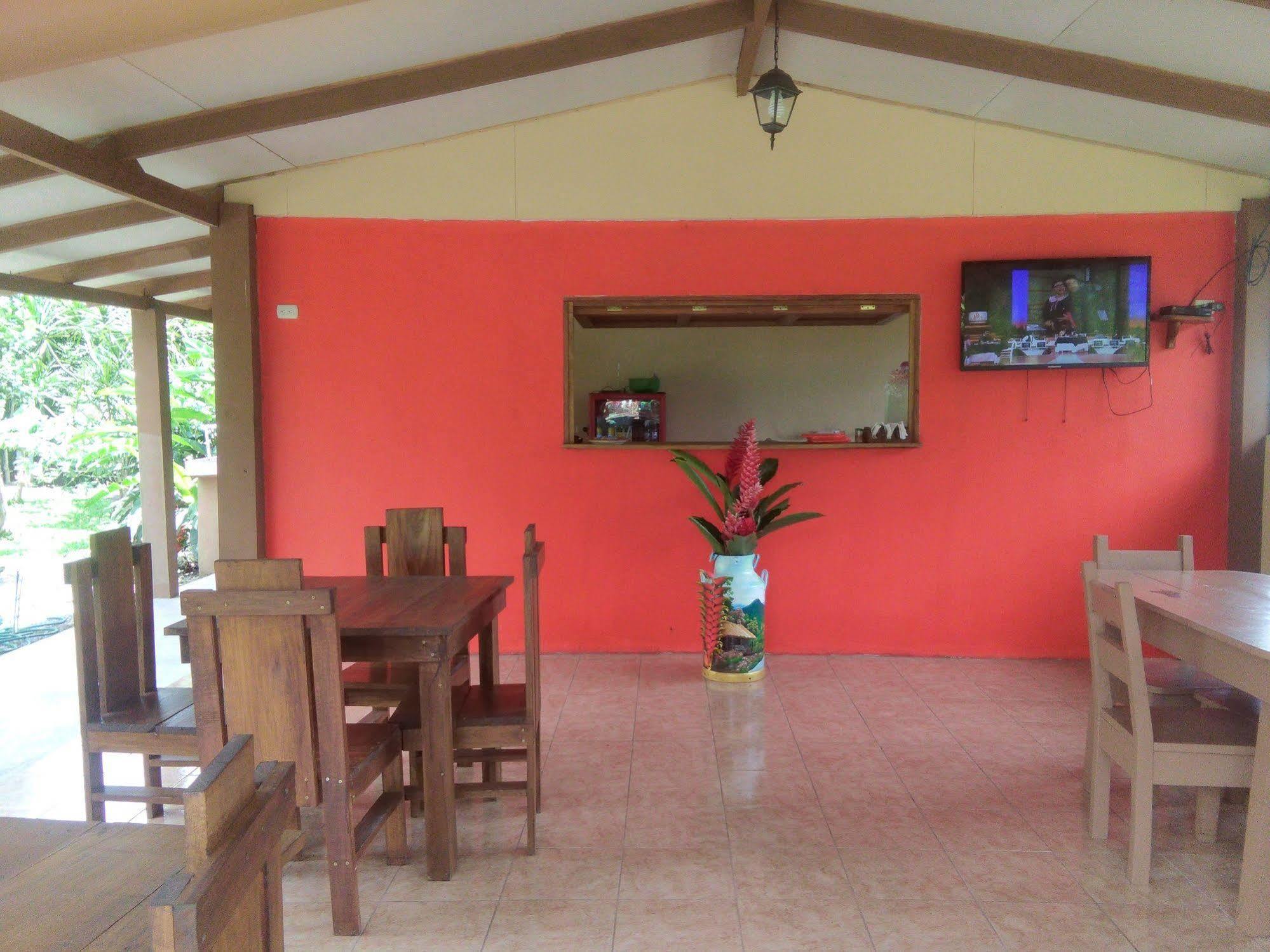Paraiso Volcano Lodge Guayabo  المظهر الخارجي الصورة