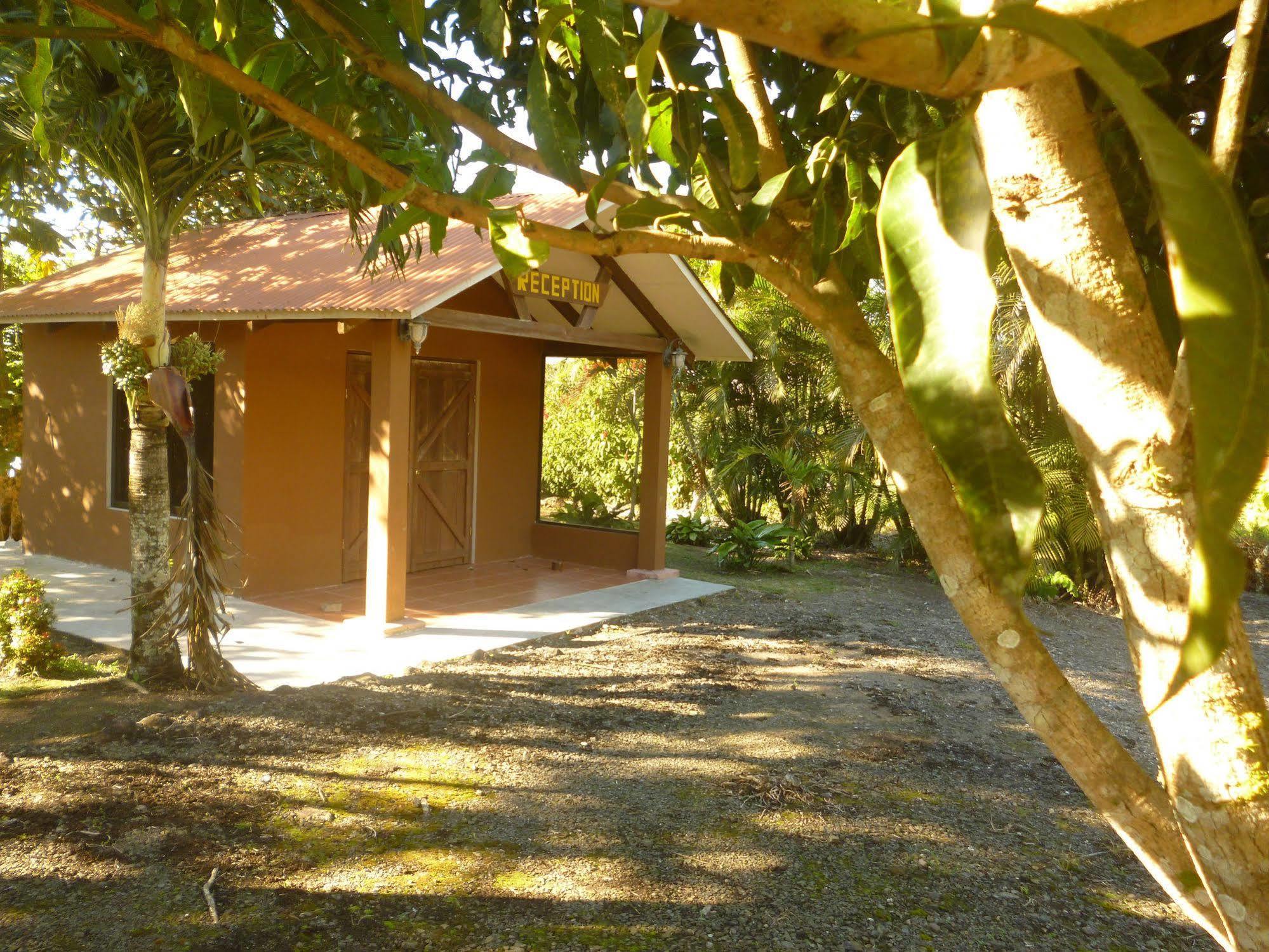 Paraiso Volcano Lodge Guayabo  المظهر الخارجي الصورة